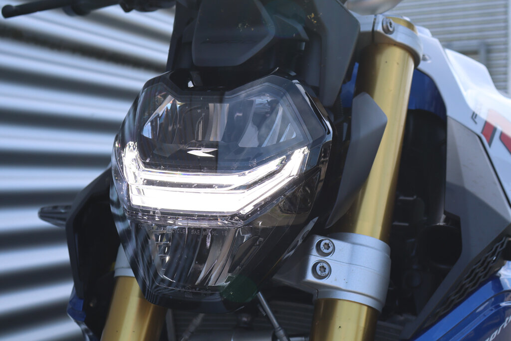 BMW F 900 R 6