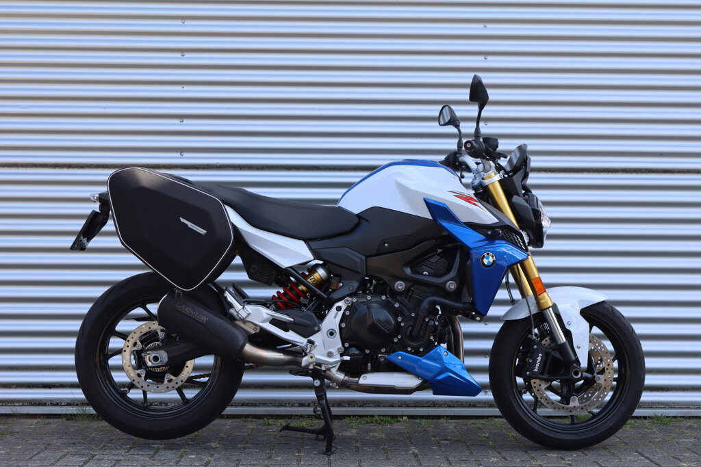 BMW F 900 R 13