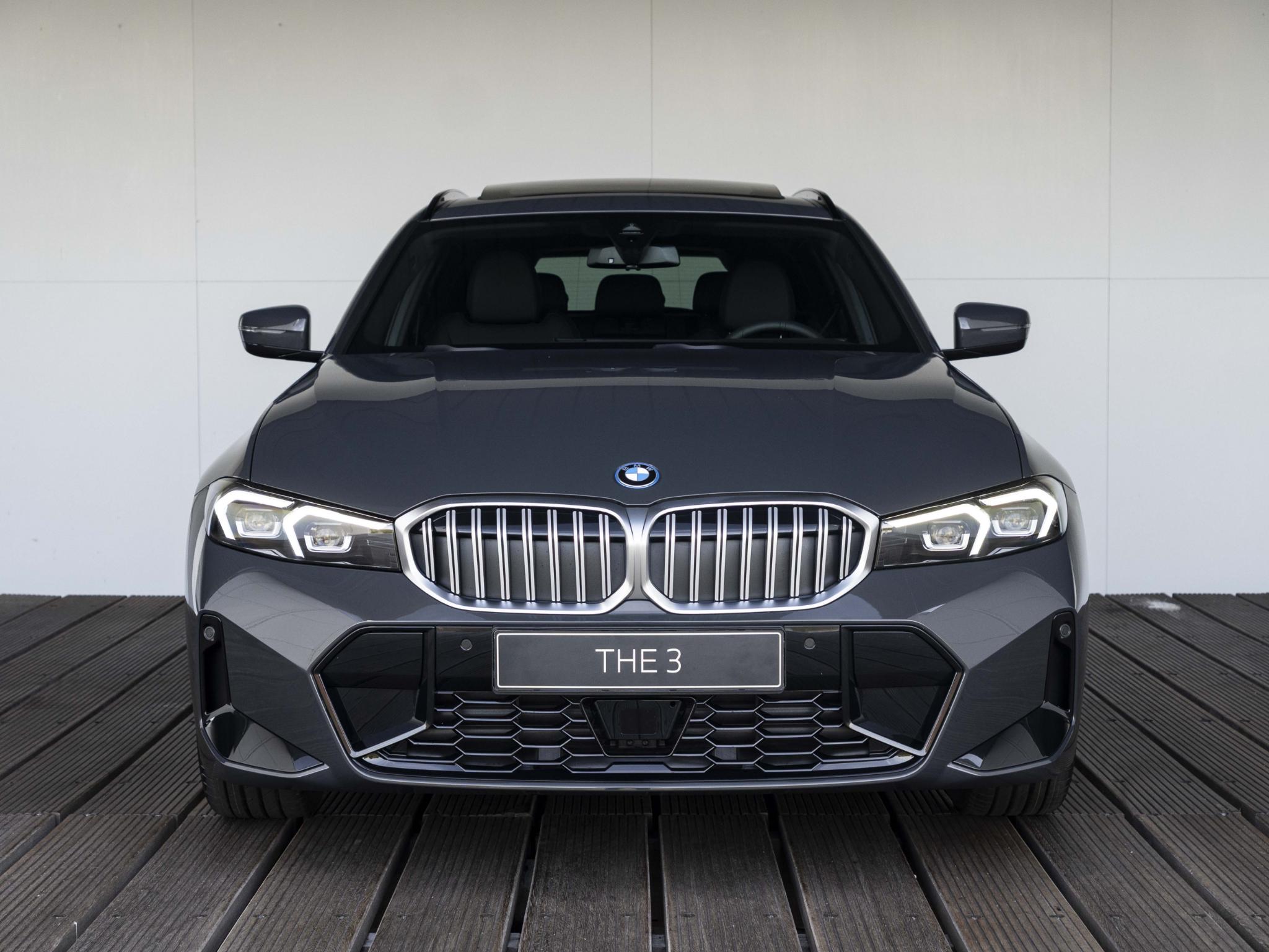 BMW 3-serie Touring 330e - Afbeelding 5