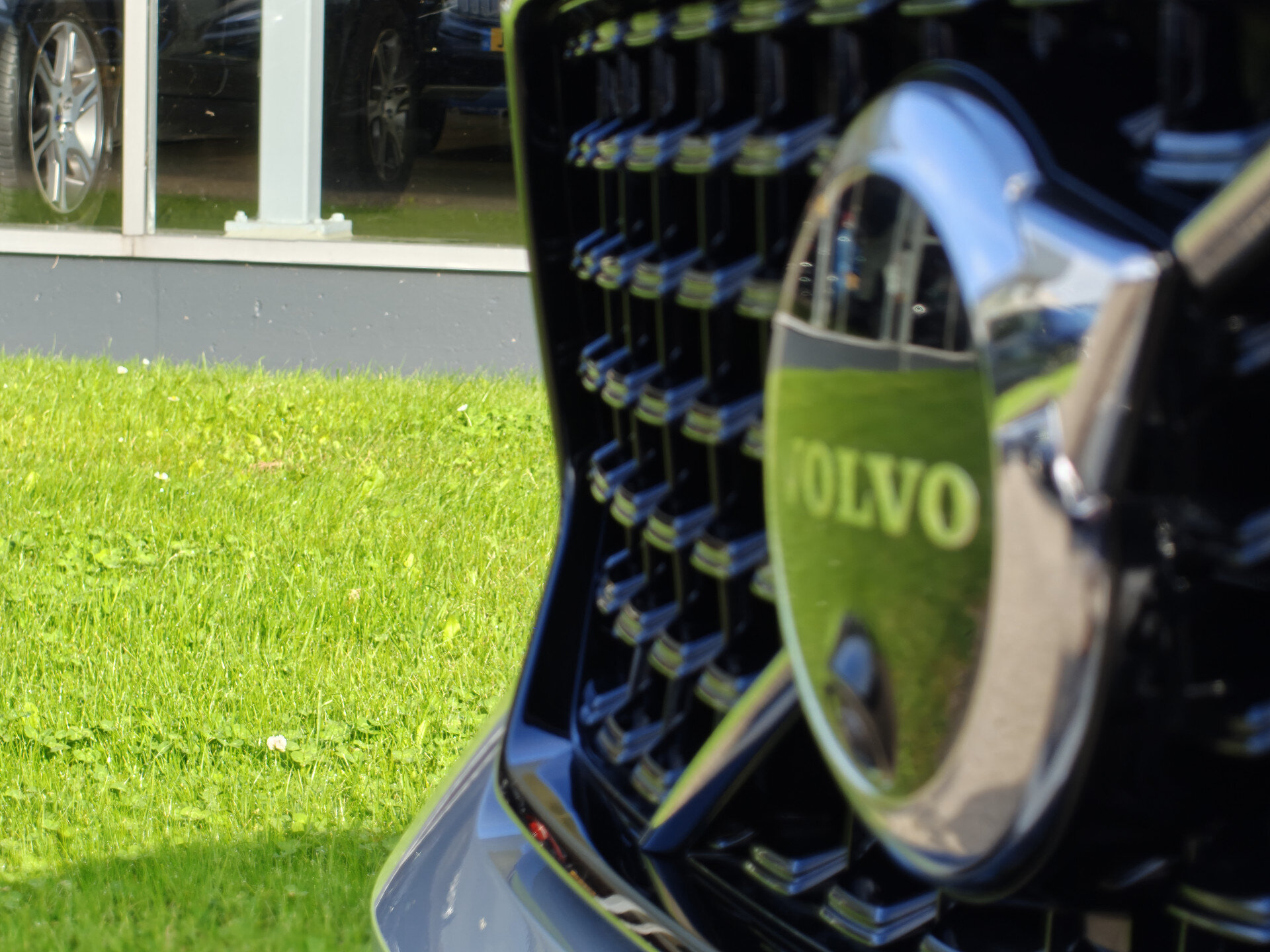 Volvo XC40 B4 211PK Plus Dark - Afbeelding 4