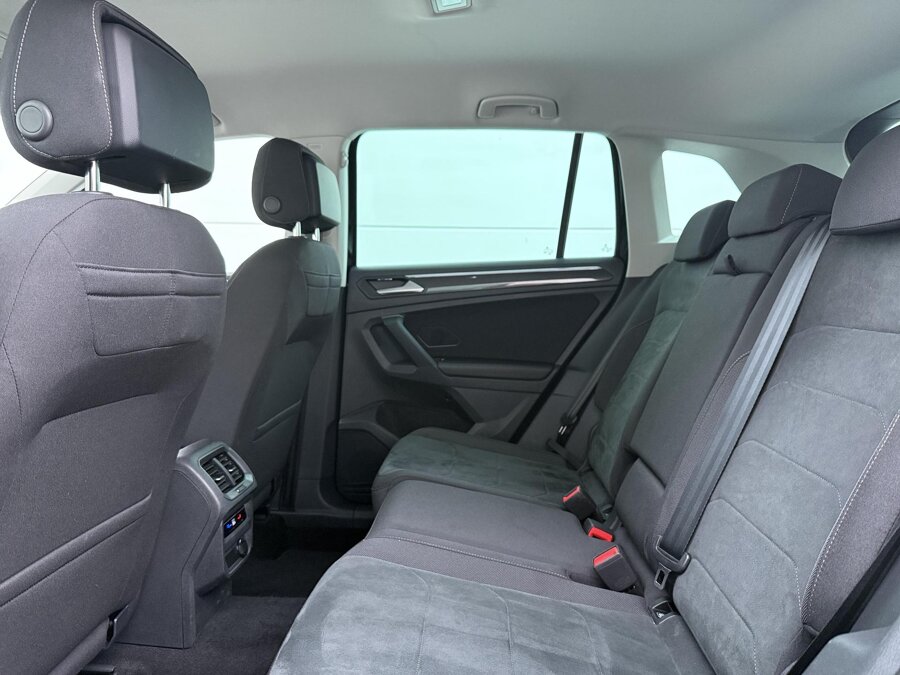 Volkswagen Tiguan 1.4 TSI eHybrid Elegance