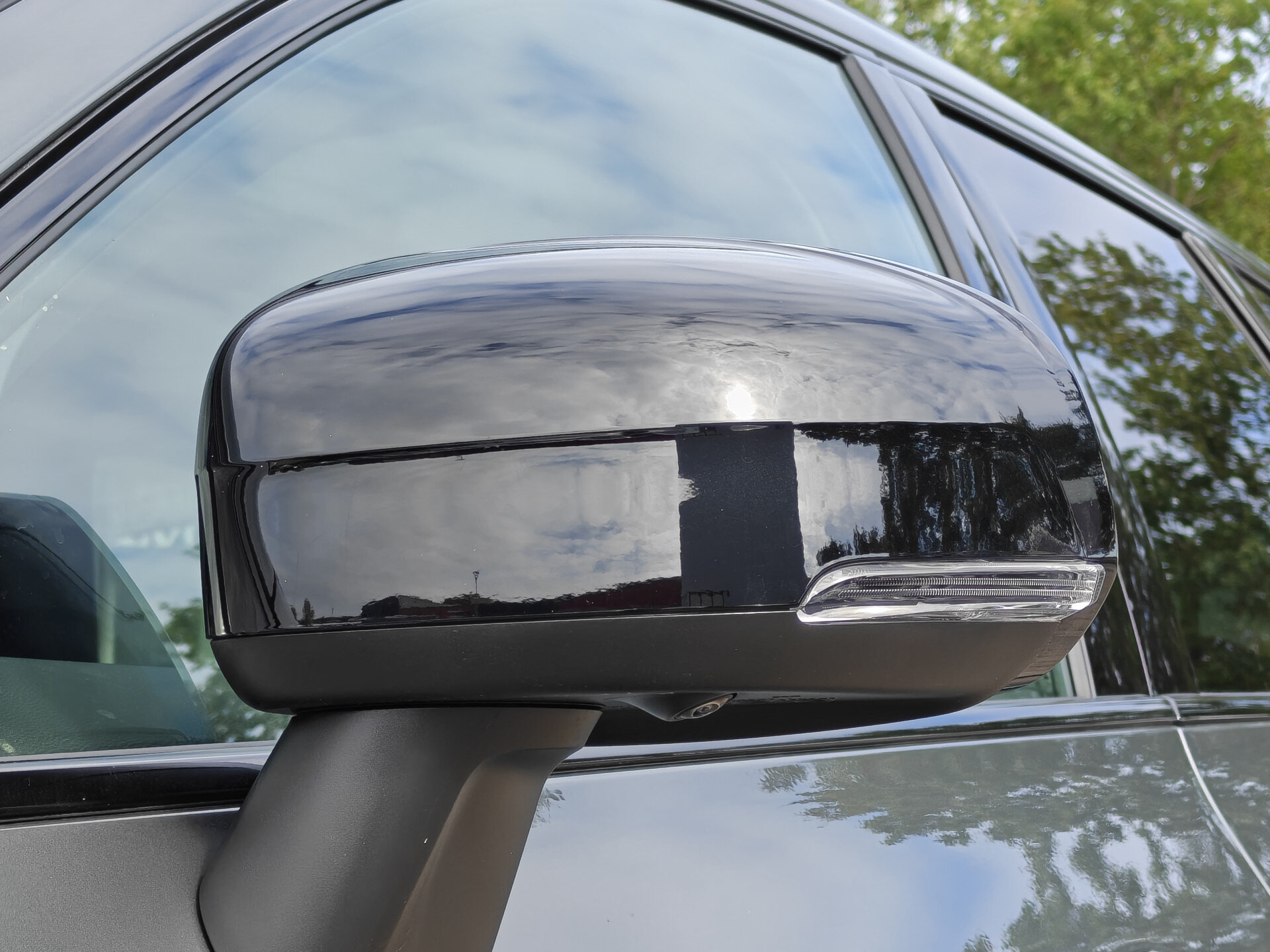 Volvo XC60 T6 Plug-in hybrid AWD Ultra Dark - Afbeelding 5