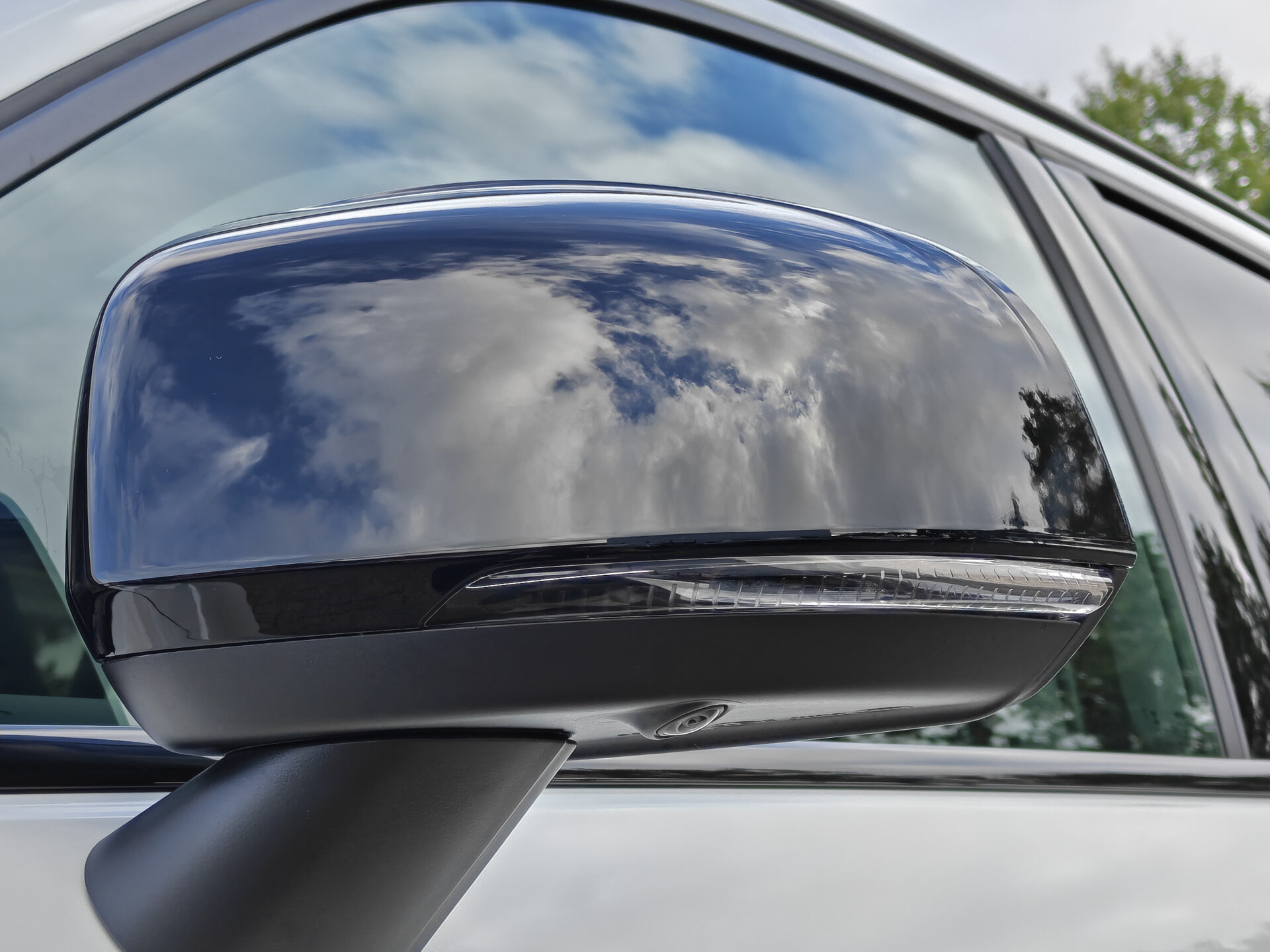 Volvo XC40 B4 211PK Plus Dark - Afbeelding 5
