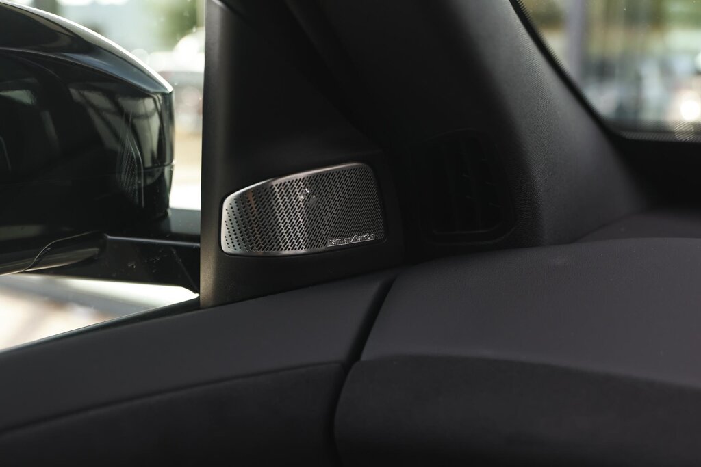 BMW iX3 15