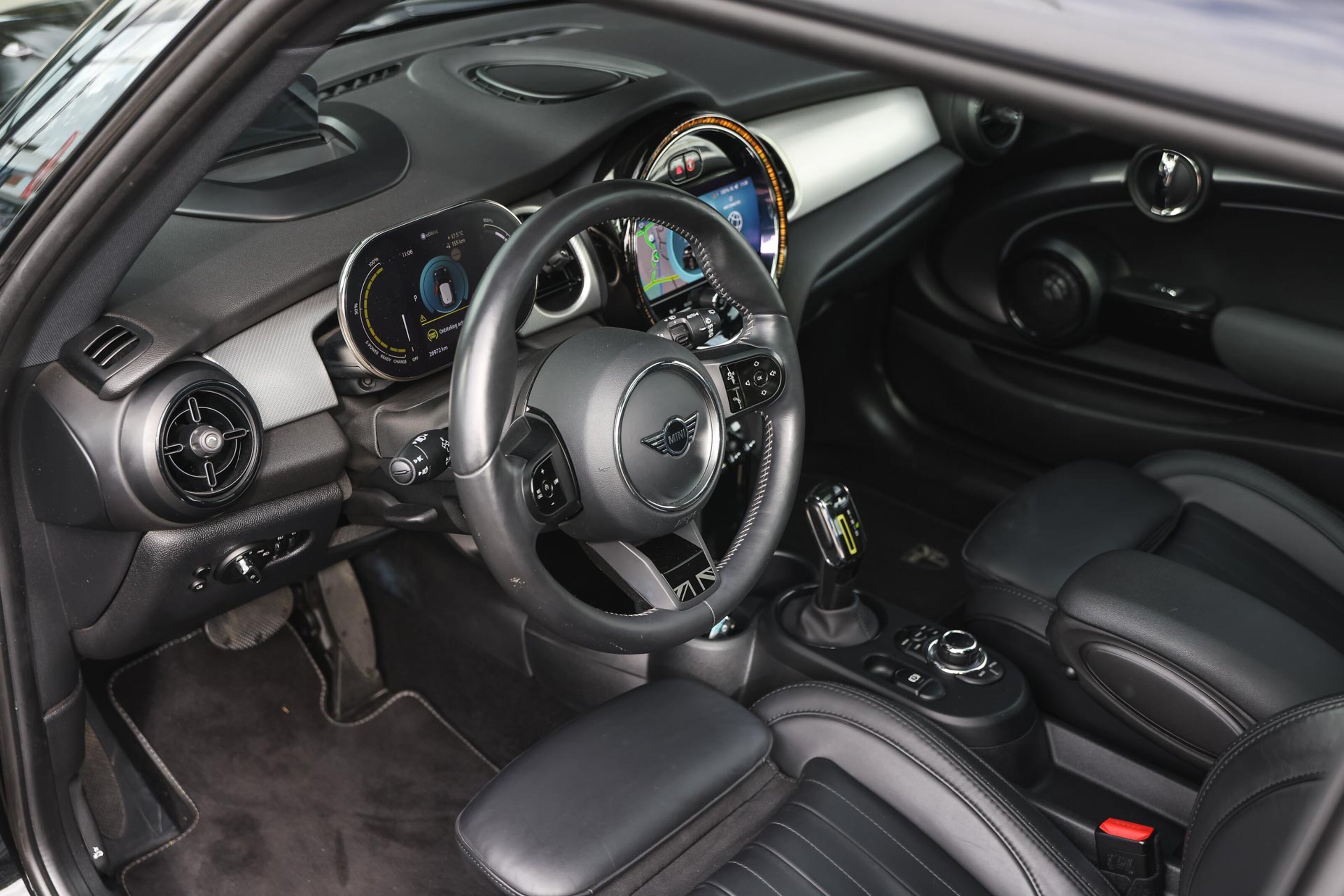 MINI Electric Yours
