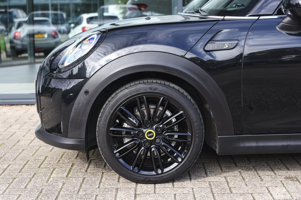 MINI Electric 5
