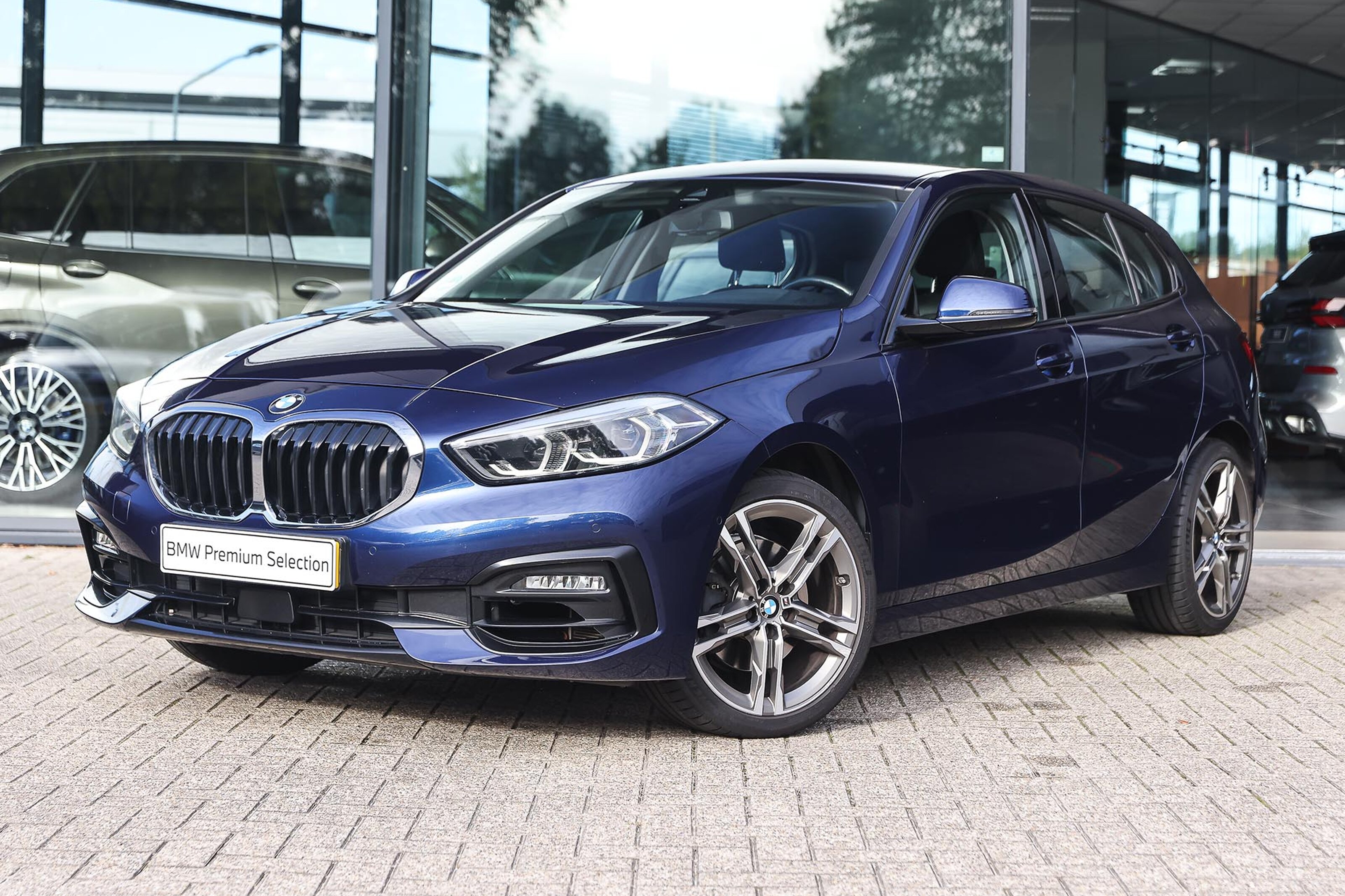 BMW 1 Serie 118i High Executive Sport Line Automaat
