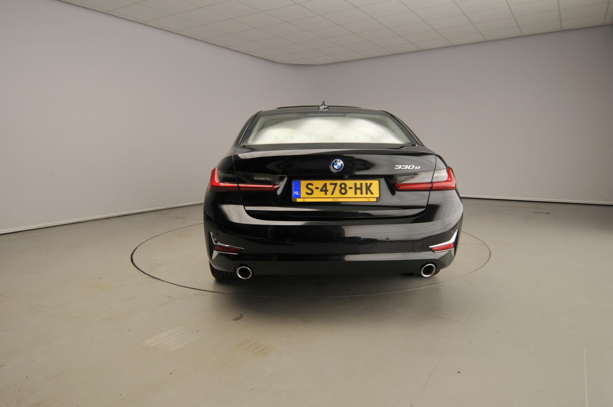 BMW 3 Serie Sedan 330e - Afbeelding 3