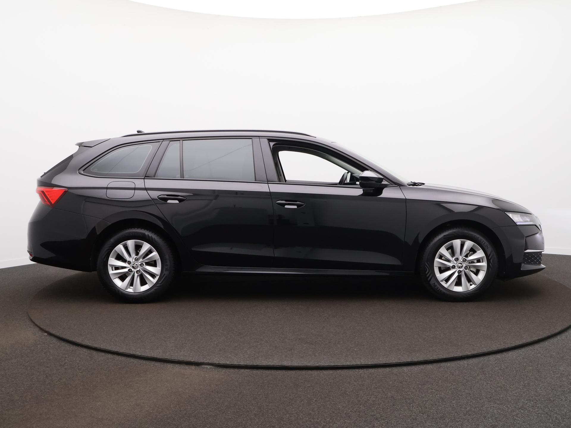 Škoda Octavia combi 4 Edition 1.5 TSI 85 kW / 115 PK Combi 6 versn. Hand - Afbeelding 4