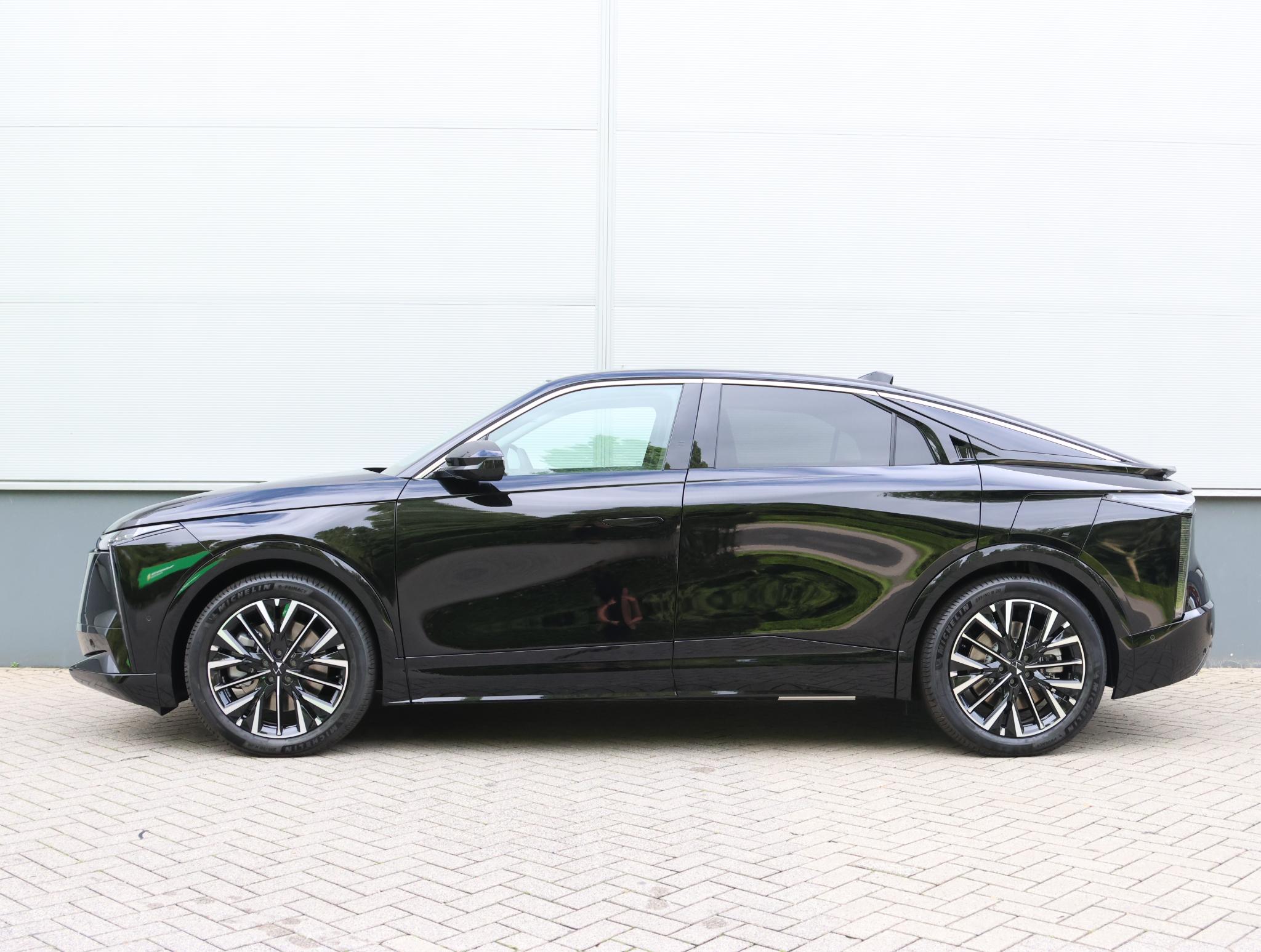 DS  No 8 Pallas Black Edition Tech 74 kWh - Afbeelding 2