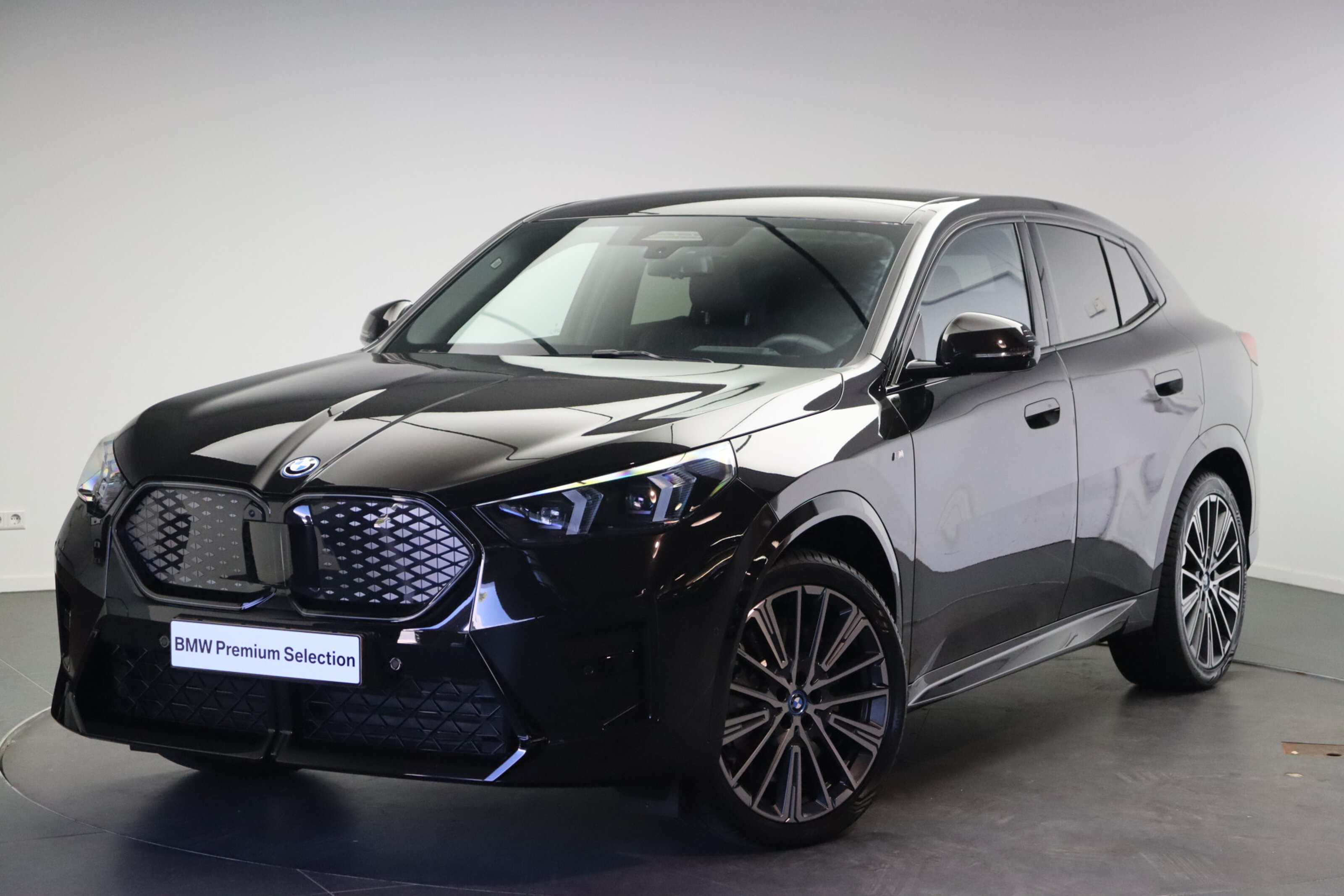 BMW iX2 eDrive20 M Sport