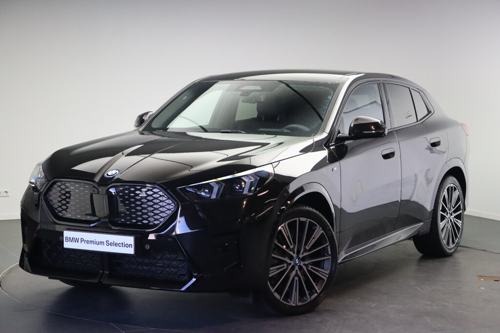 BMW iX2 1