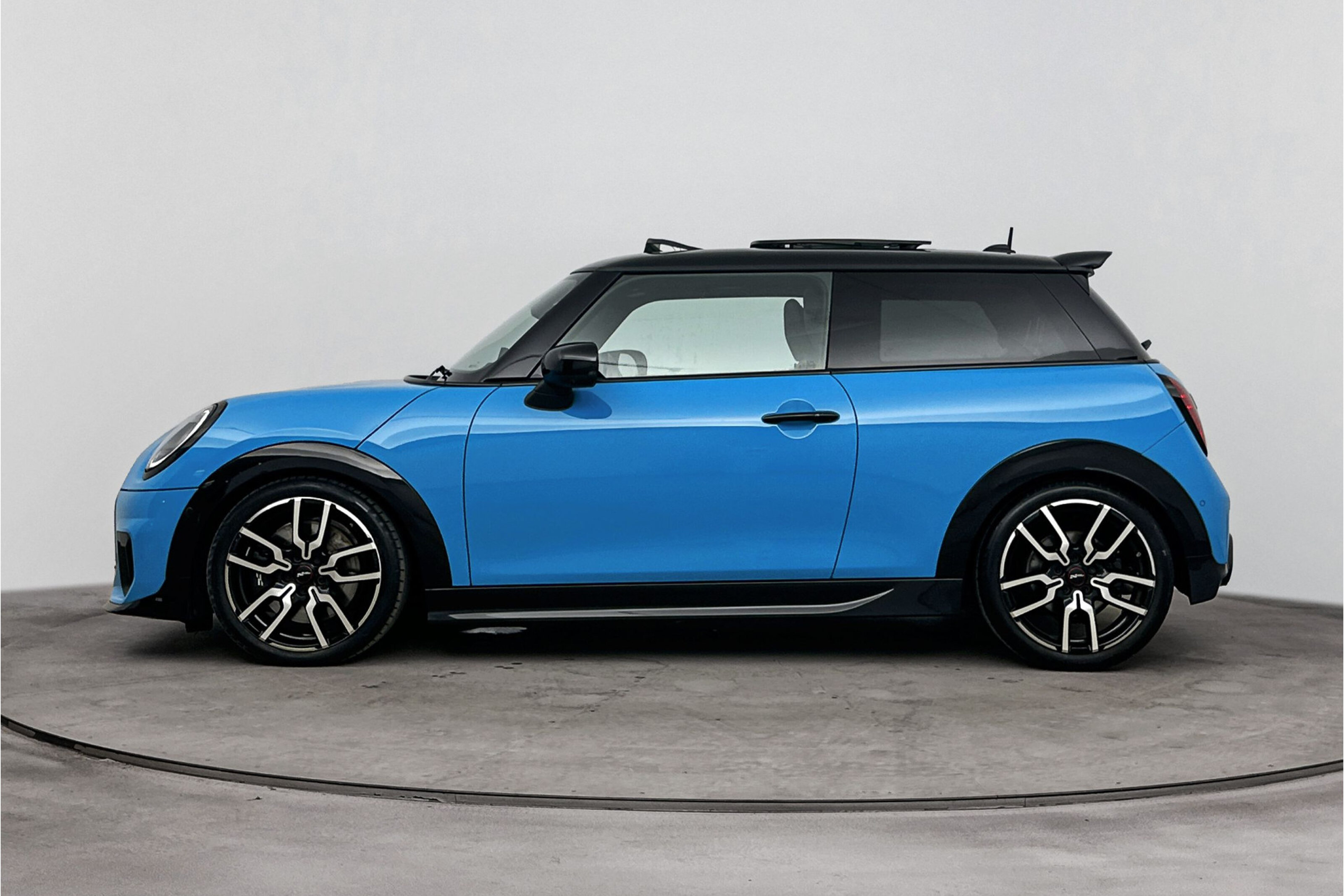 MINI 3-Deurs Hatchback Cooper S Automaat / JCW / Pakket XL