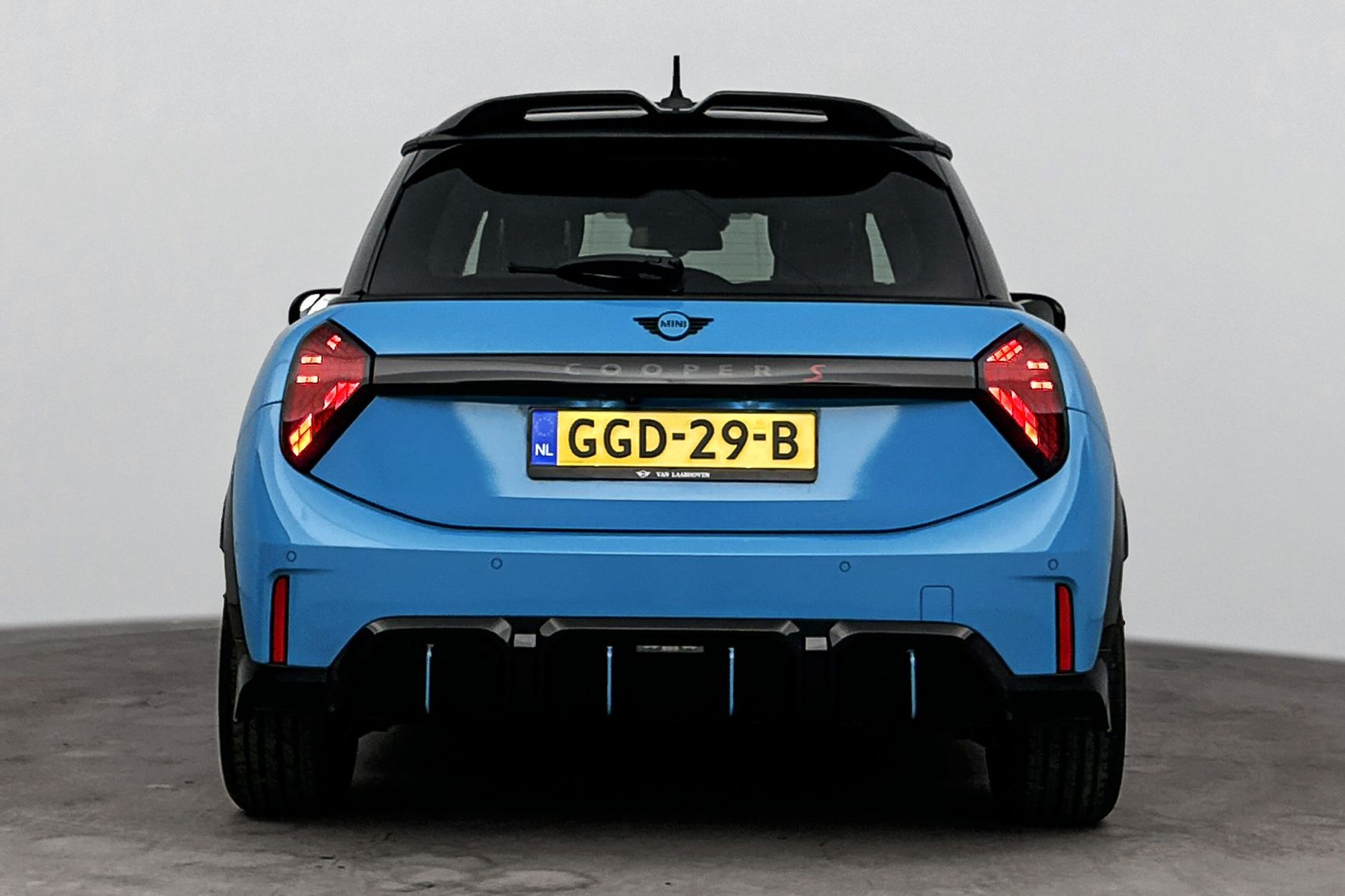 MINI 3-Deurs Hatchback Cooper S Automaat / JCW / Pakket XL
