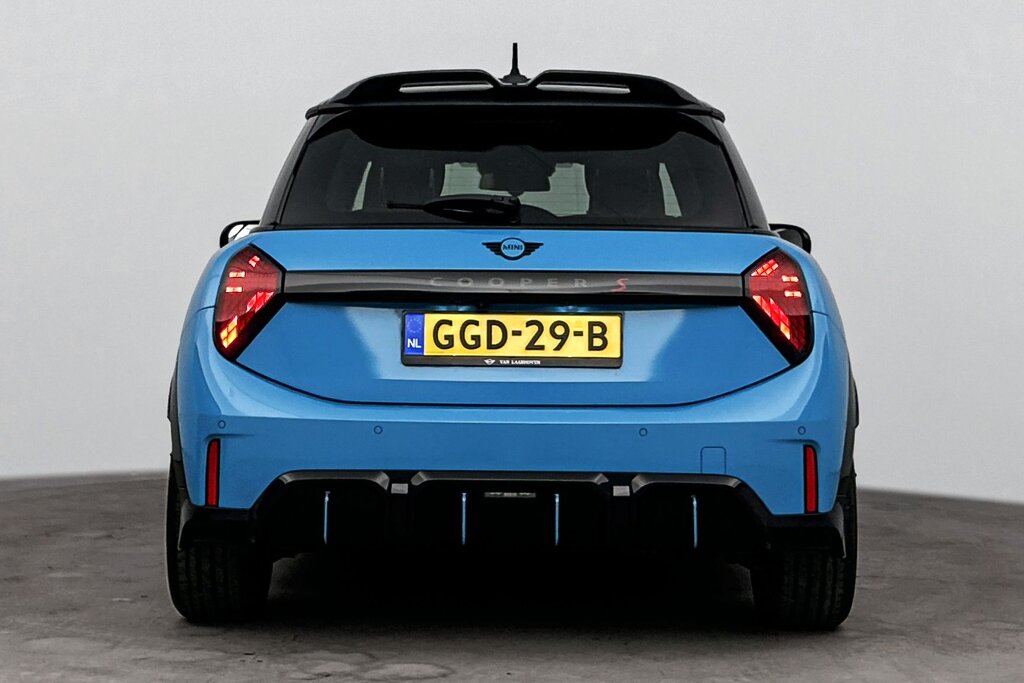 MINI 3-Deurs 3