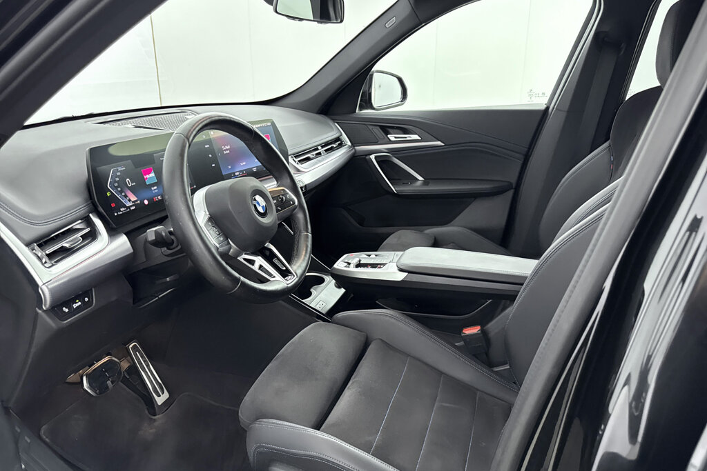 BMW X1 8