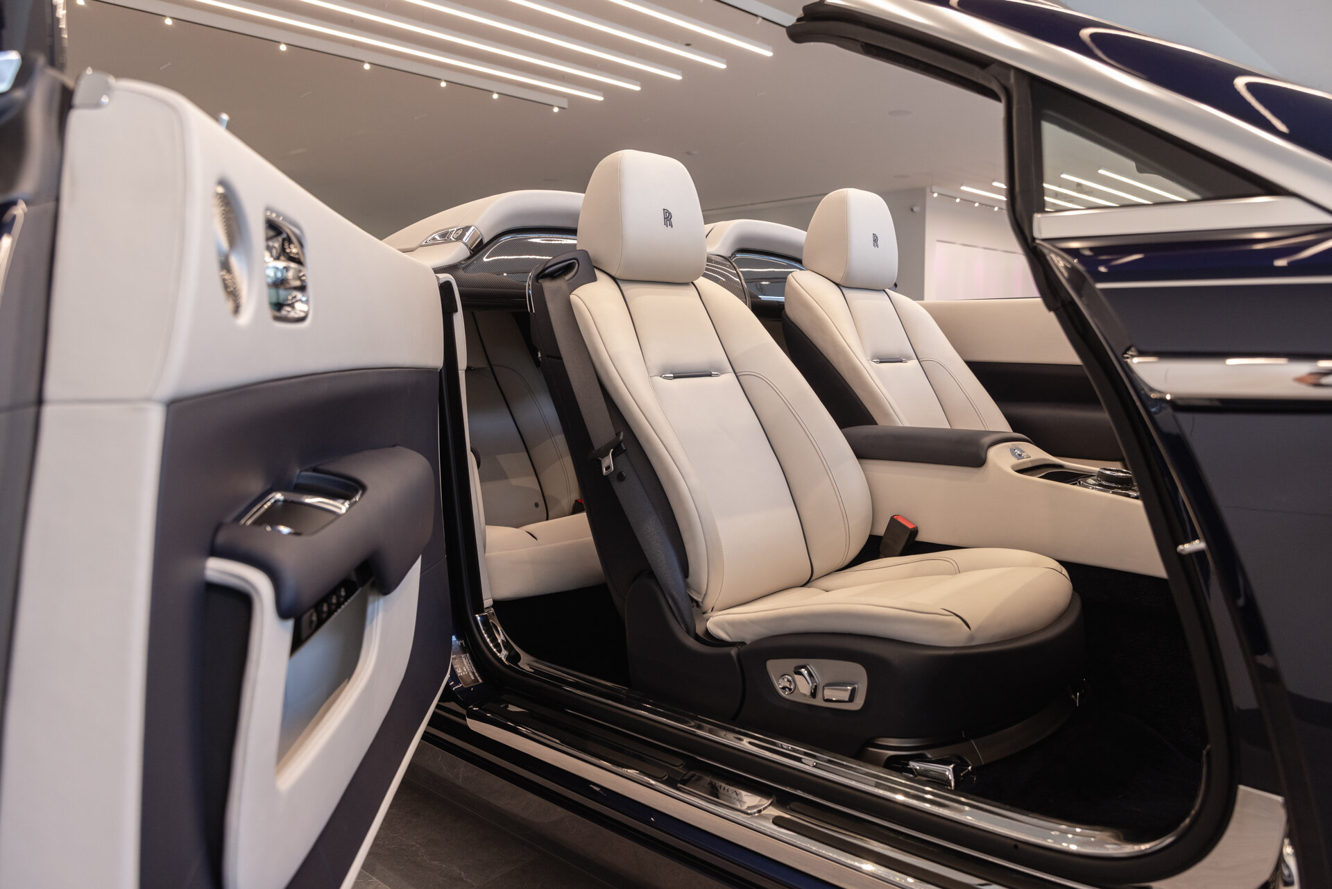 Rolls-Royce Dawn - foto 29