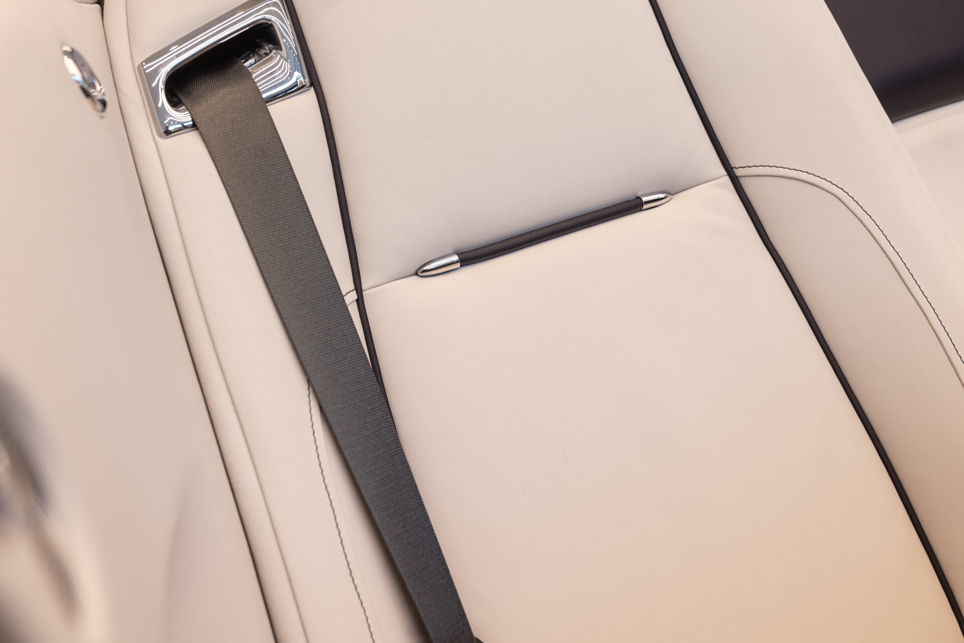 Rolls-Royce Dawn - foto 33