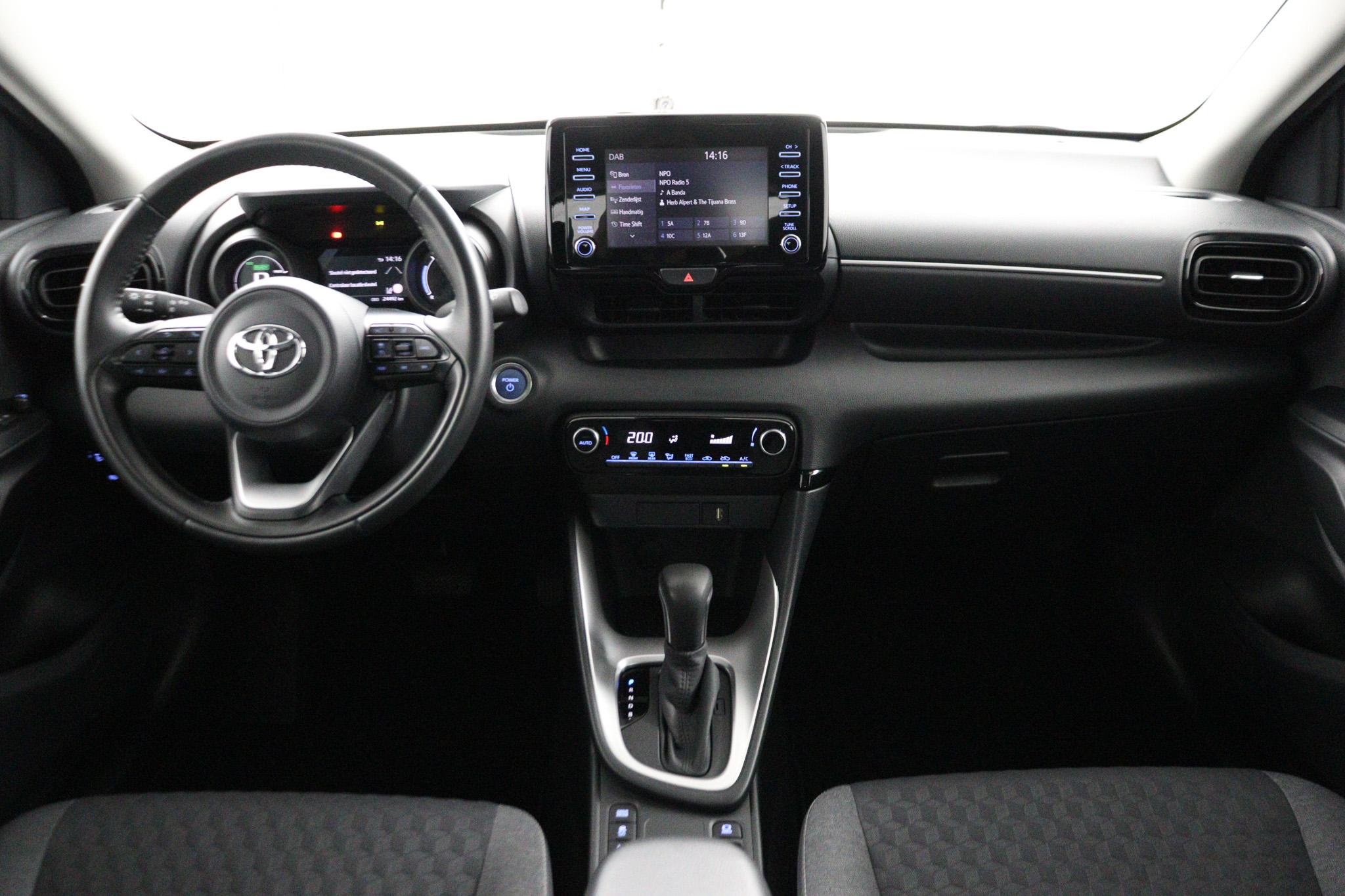 Toyota Yaris 1.5 Hybrid First Edition - Afbeelding 4