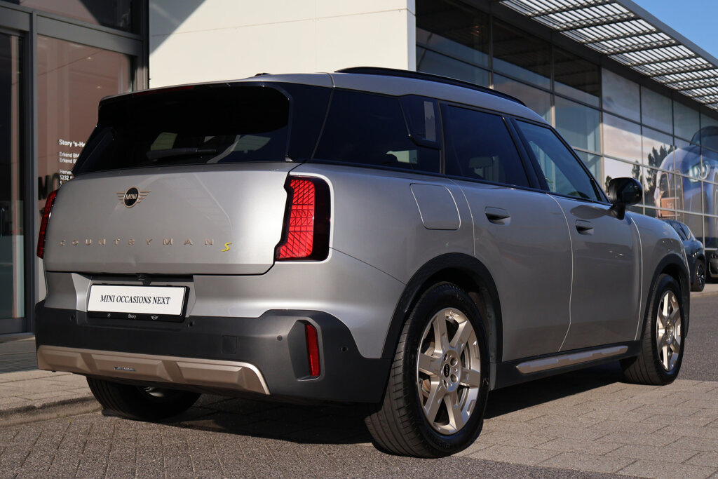 MINI Countryman 9