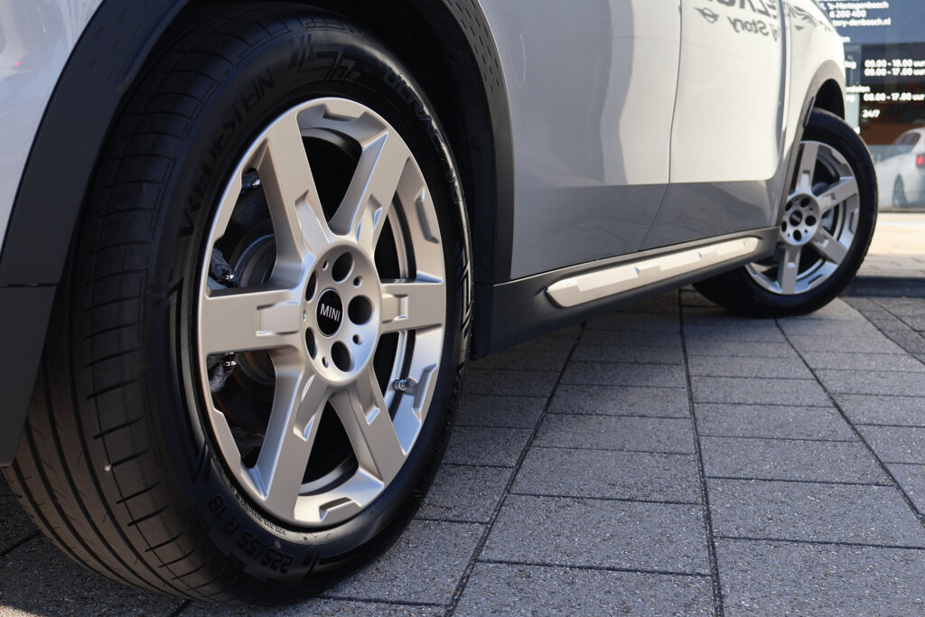 MINI Countryman 13