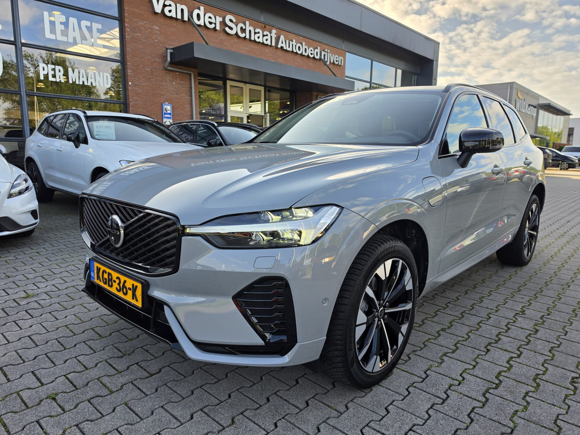 Volvo XC60 T6 Plug-in hybrid AWD Ultra Dark - Afbeelding 2