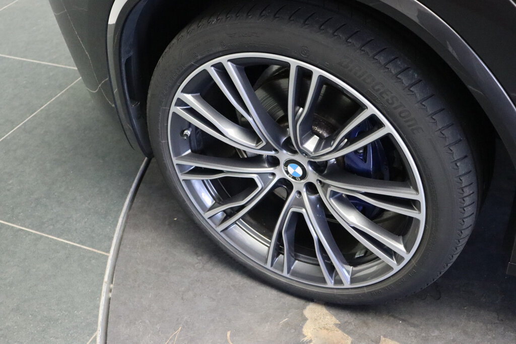 BMW X3 7