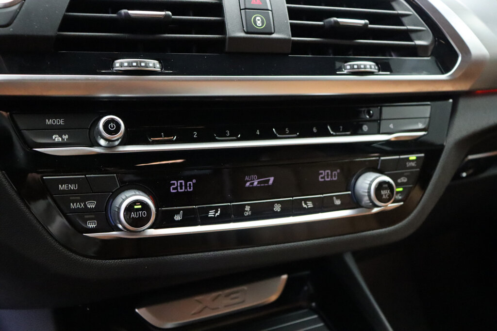 BMW X3 18