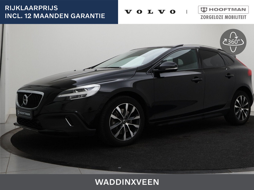 Volvo V40 Cross Country T3 AUT(6) POLAR+ LUXURY PANORAMADAK LEDER HARMAN KARDON STANDKACHEL
