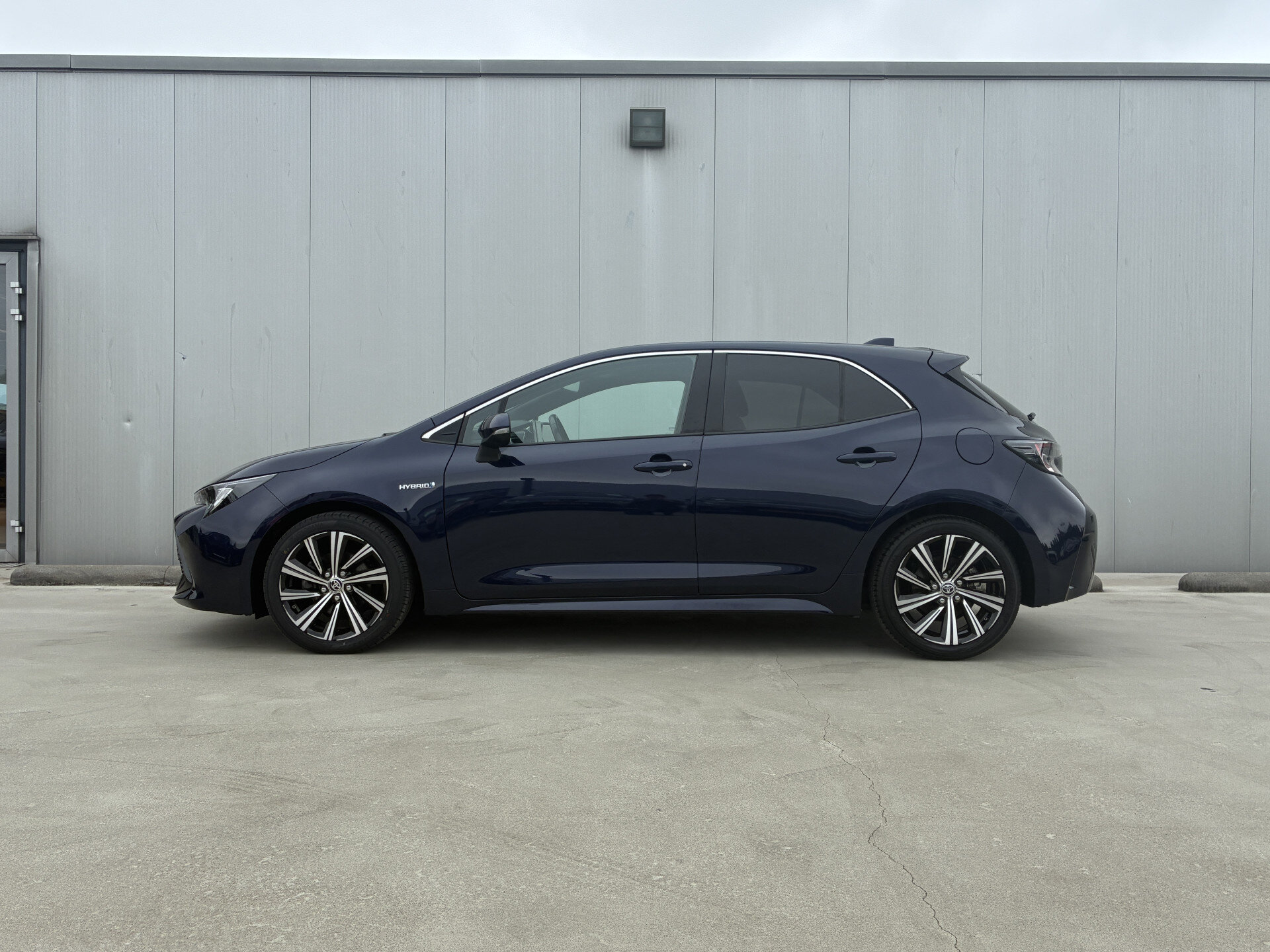 Toyota Corolla 1.8 Hybrid Dynamic - Afbeelding 2