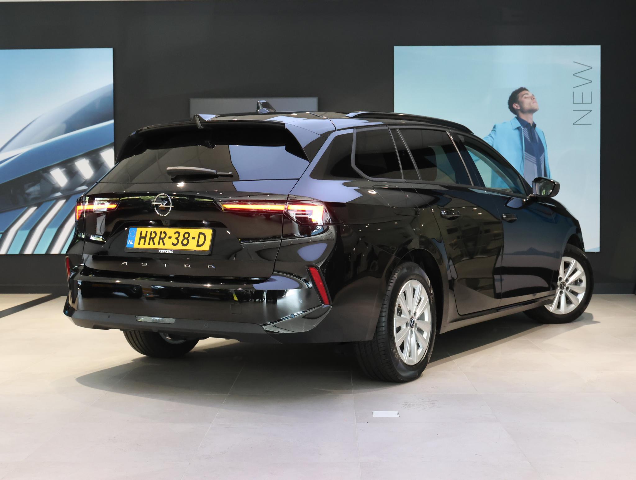 Opel Astra Sports Tourer 1.2 Turbo Business Edition - Afbeelding 3