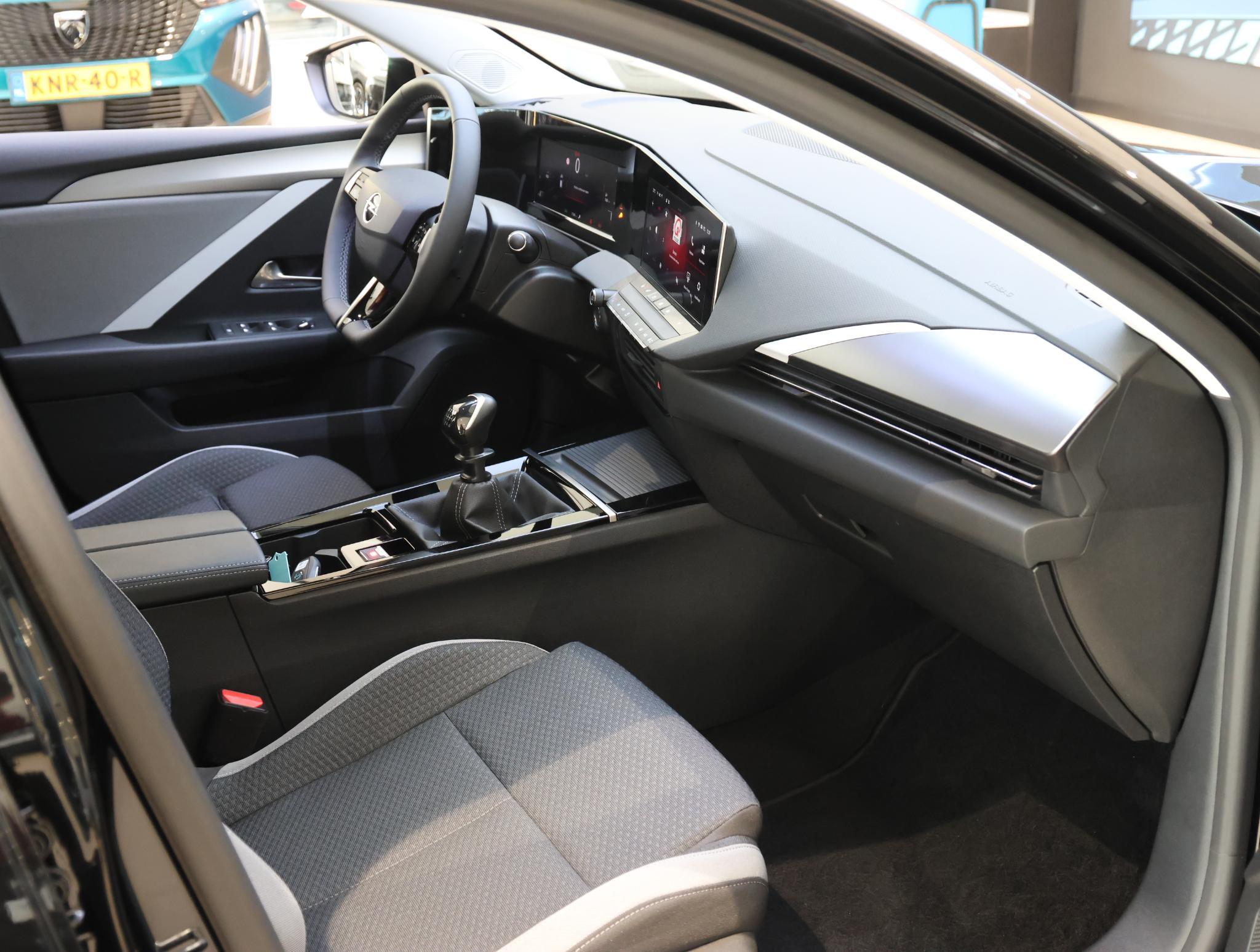 Opel Astra Sports Tourer 1.2 Turbo Business Edition - Afbeelding 5