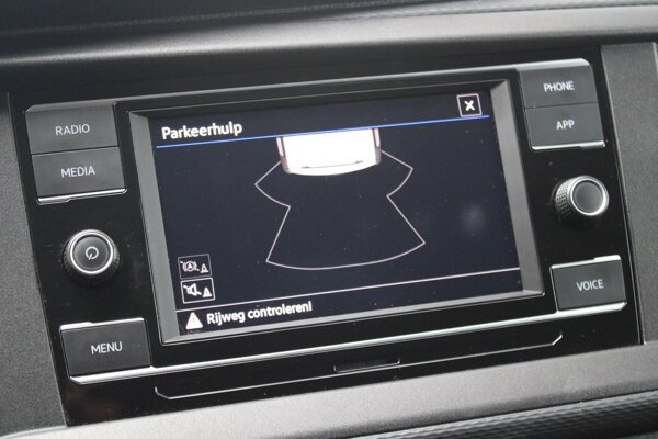 Parkeerhulp achter Parkeerhulp achter