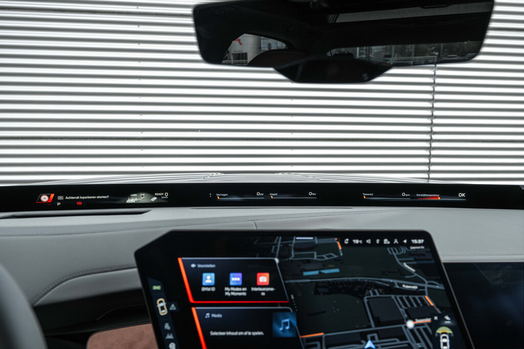 BMW i7 31