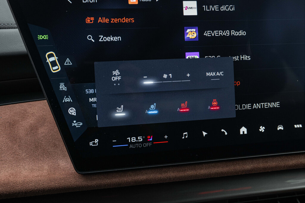 BMW i7 34