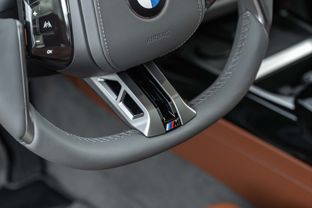 BMW i7 42