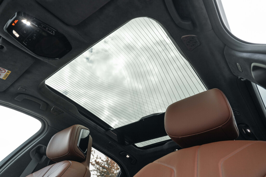 BMW i7 43
