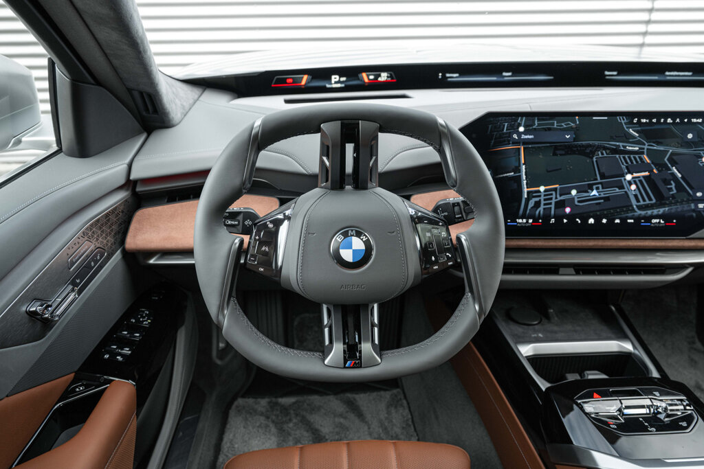 BMW i7 46