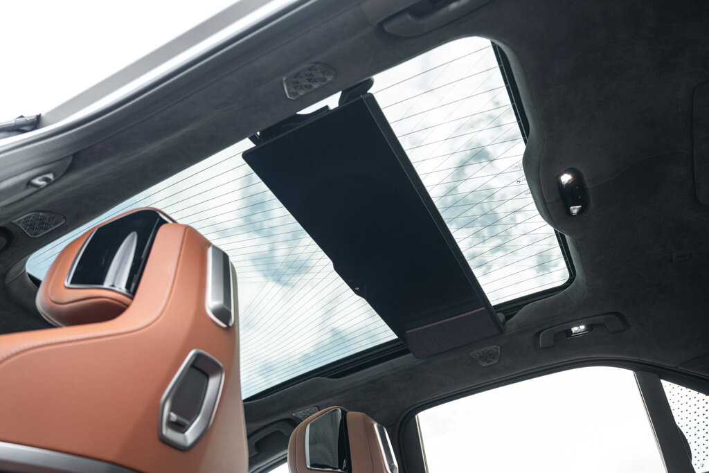 BMW i7 9