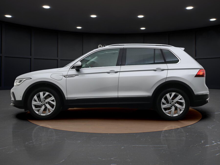 Volkswagen Tiguan 1.4 TSI eHybrid Elegance