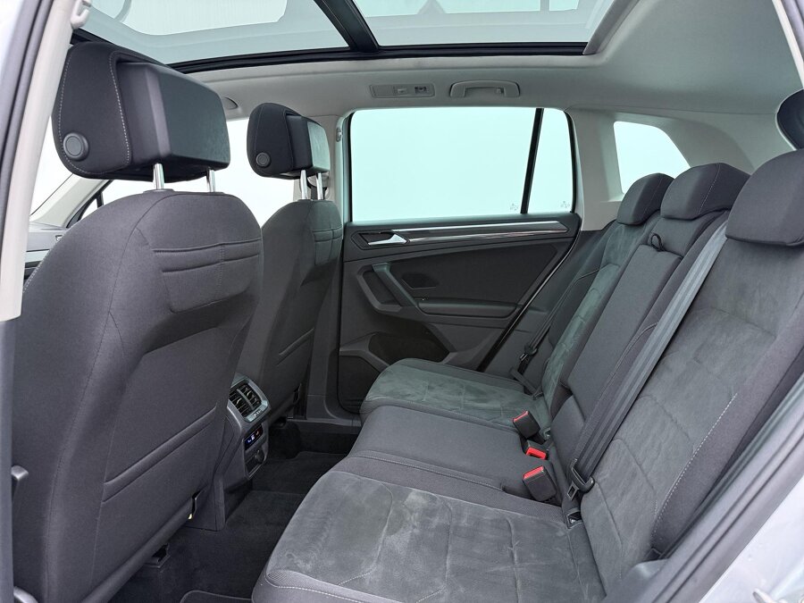 Volkswagen Tiguan 1.4 TSI eHybrid Elegance