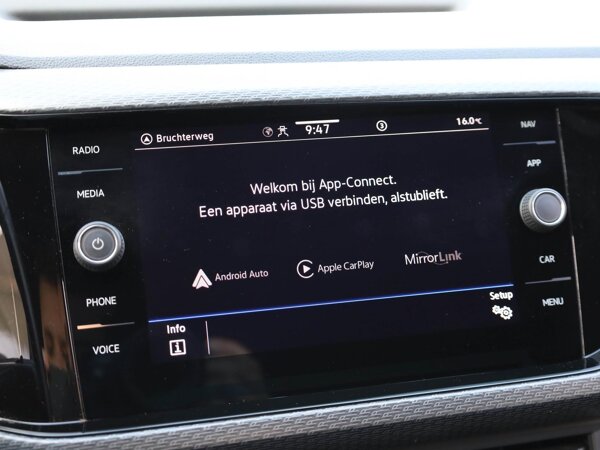 Apple Carplay/Android Auto