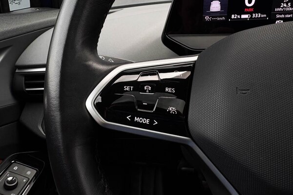 cruise control adaptief met Stop&Go cruise control adaptief met Stop&Go