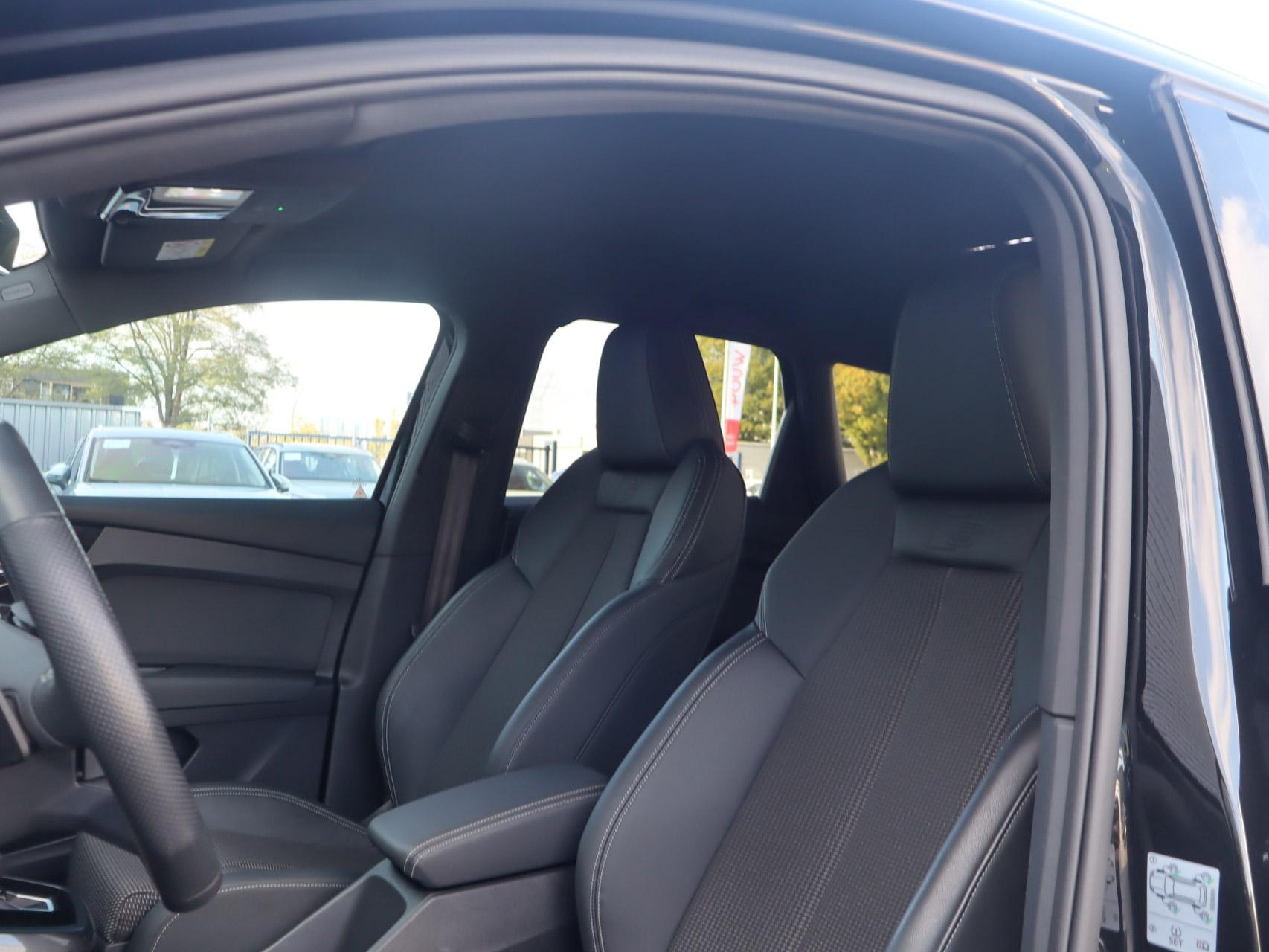 Audi Q4 e-tron 35 170pk S edition 55 kWh - Afbeelding 4