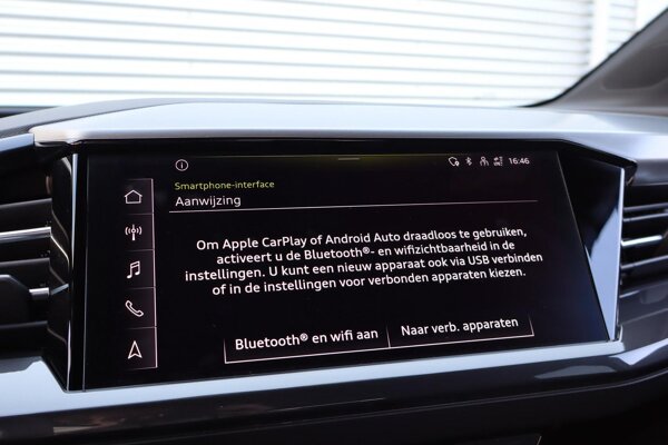Apple Carplay/Android Auto