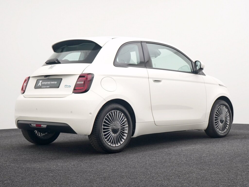 Fiat 500 Icon 42 kWh | Carplay | Private lease 369 pm - Afbeelding 2