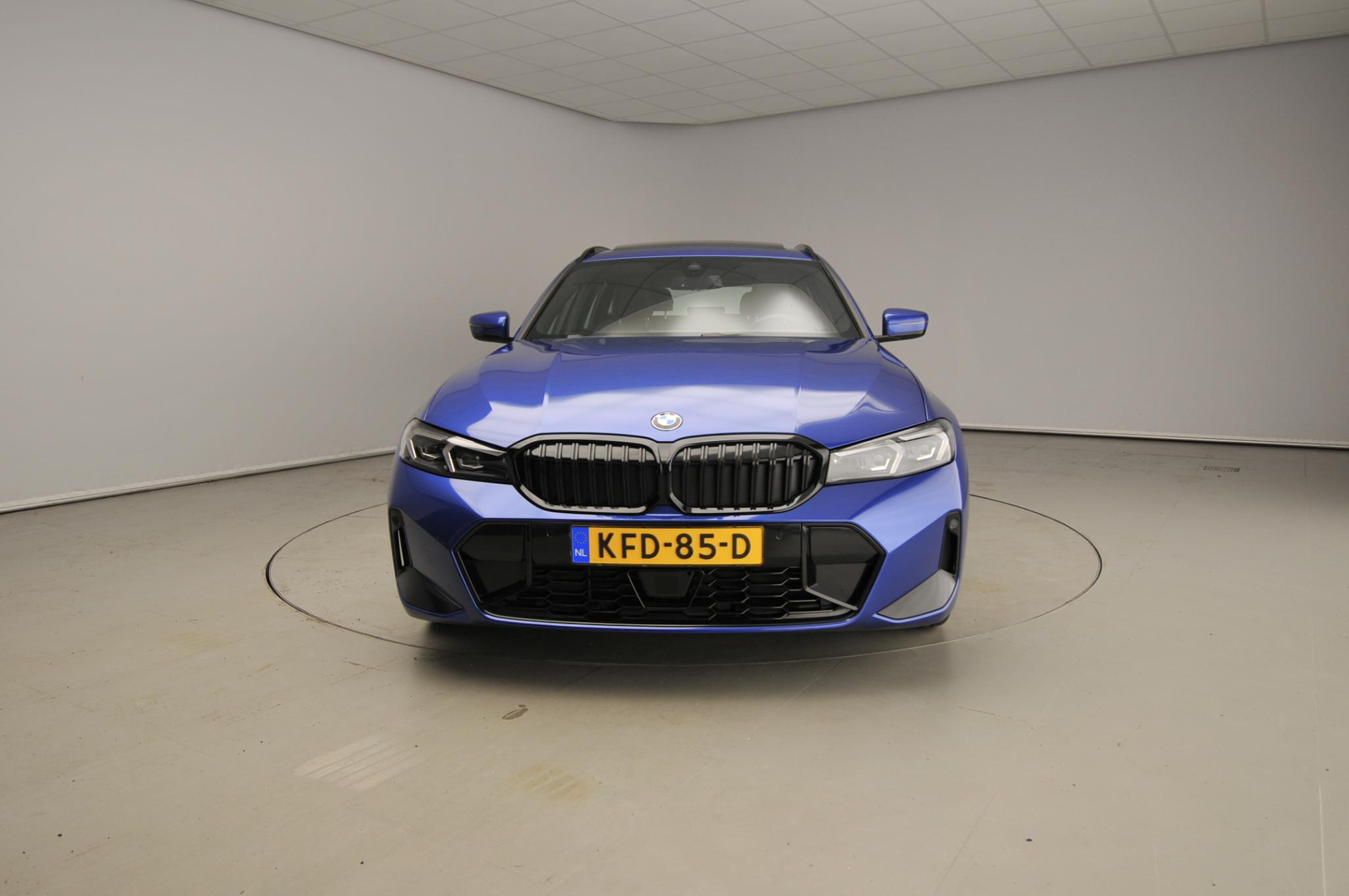 BMW 3 Serie Touring 330i xDrive - Afbeelding 4