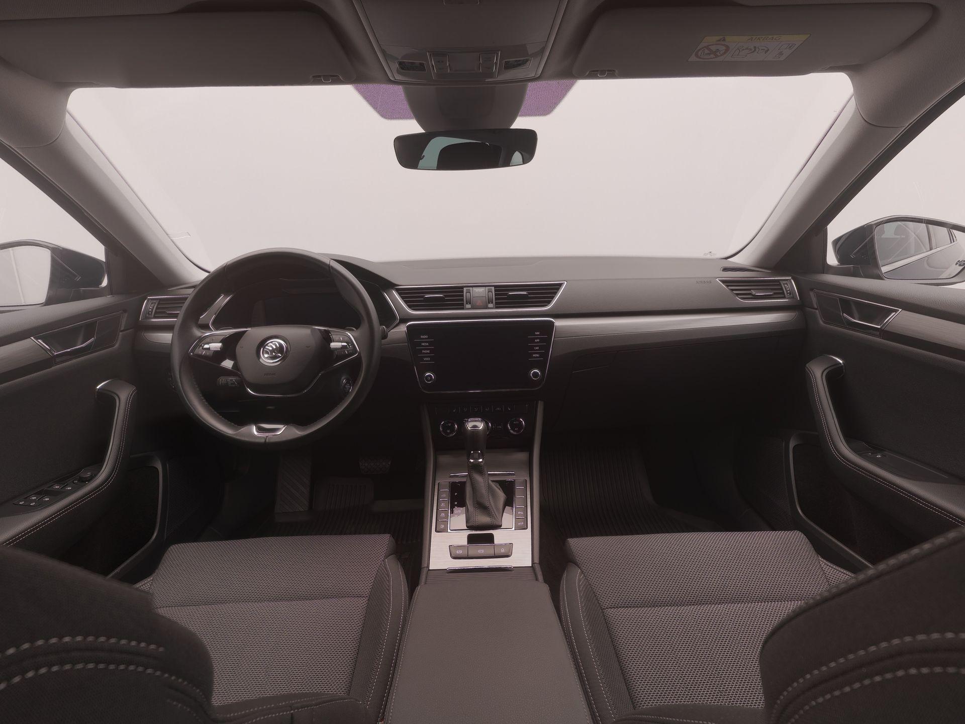 Škoda Superb Combi 1.4 TSI 218pk iV Business Edition Plus - Afbeelding 4