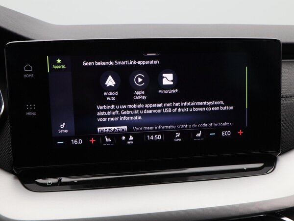 Apple Carplay/Android Auto Apple Carplay/Android Auto