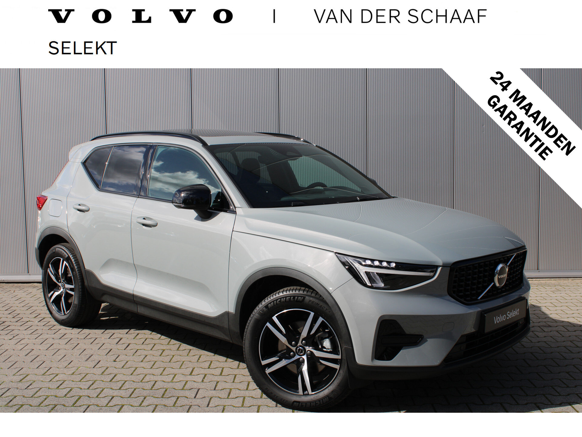 Volvo XC40 B4 Plus Dark